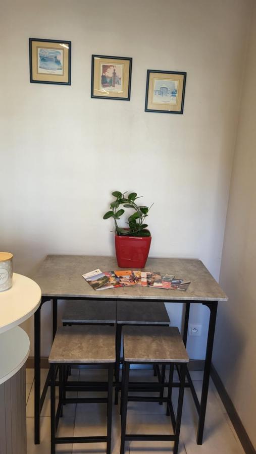 Appartement Jolie Vue Wifi Besançon Exterior foto