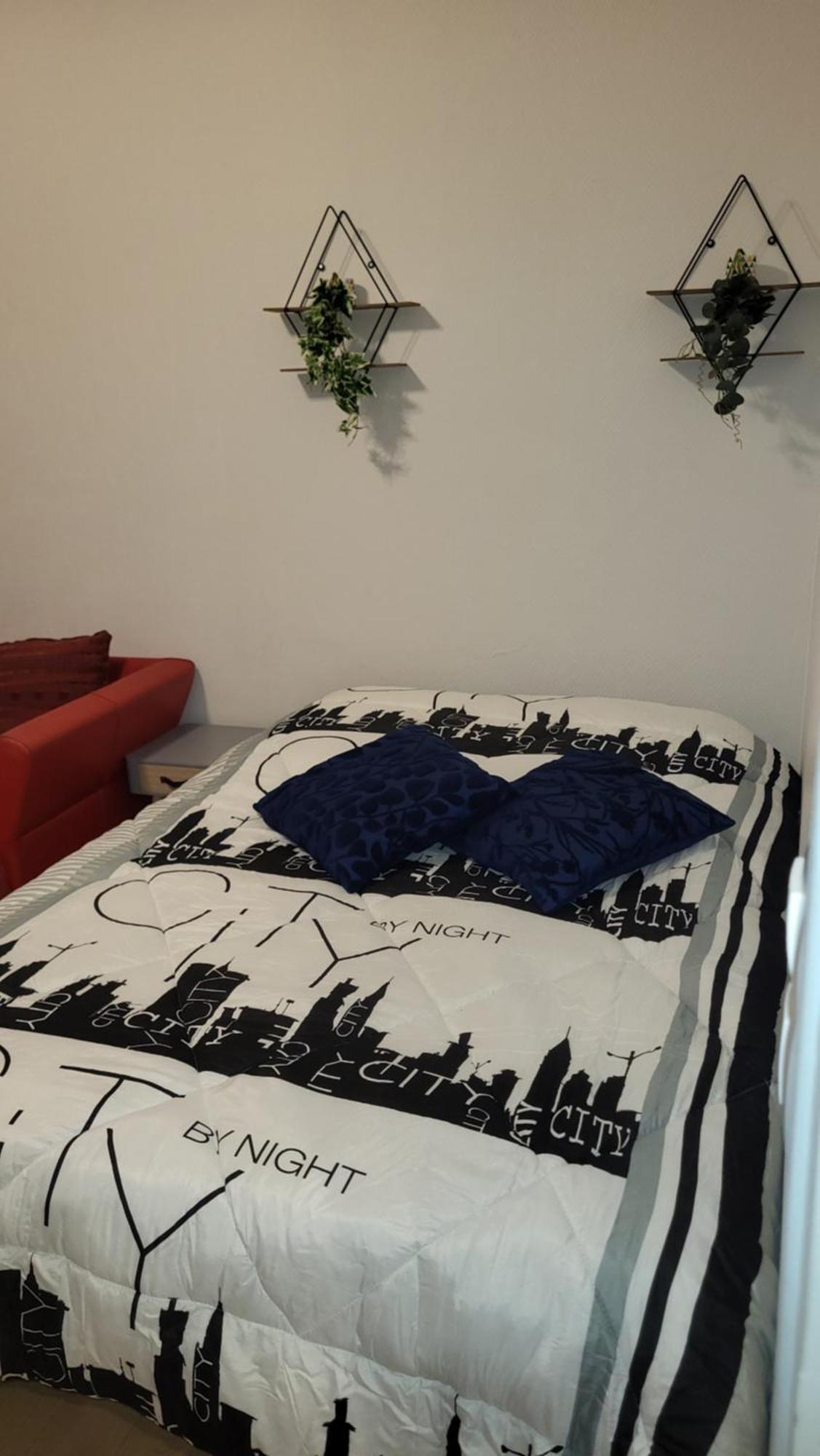 Appartement Jolie Vue Wifi Besançon Exterior foto